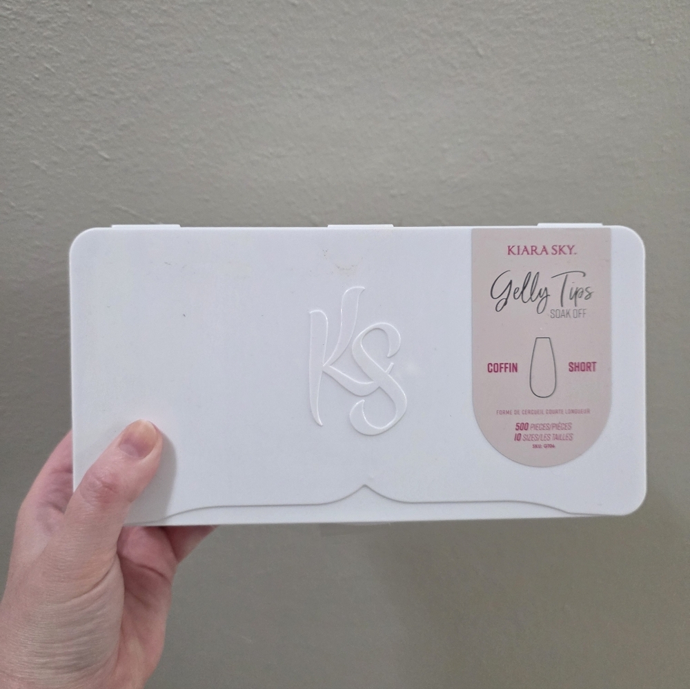 New Kiara sky short and clear coffin jelly tips